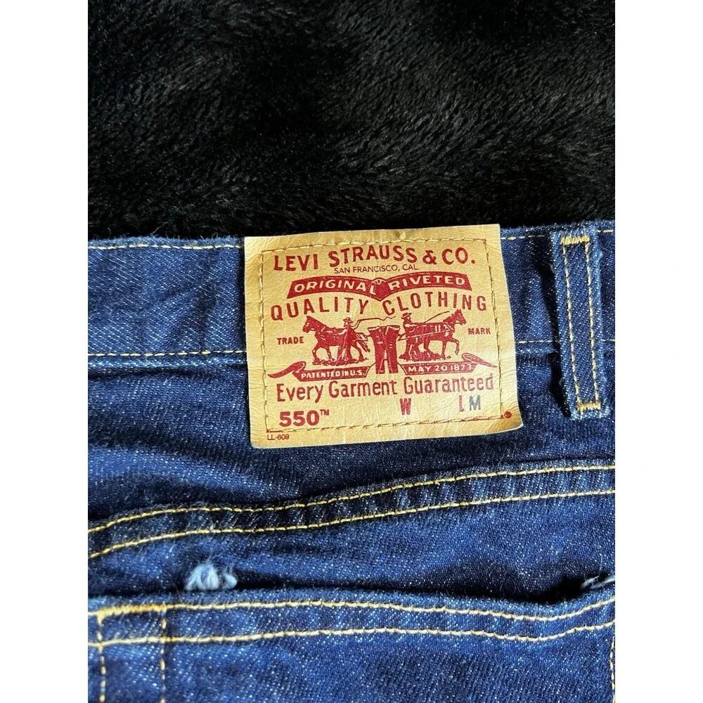 Vintage Levi’s 550 Relaxed Fit Tapered Leg Jeans 29x32 USA Made 90s